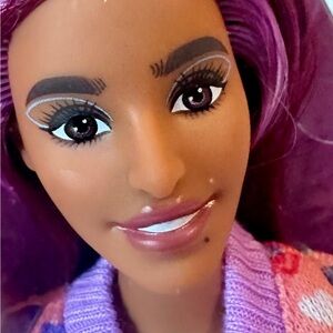 Barbie Fashionista Doll 207-Short Purple Hair with Pink Sunglasses/Hearts Dress